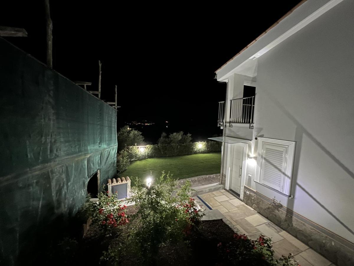 Villa "Il Fienile Di Zia Teresa" Massa Lubrense Exterior foto